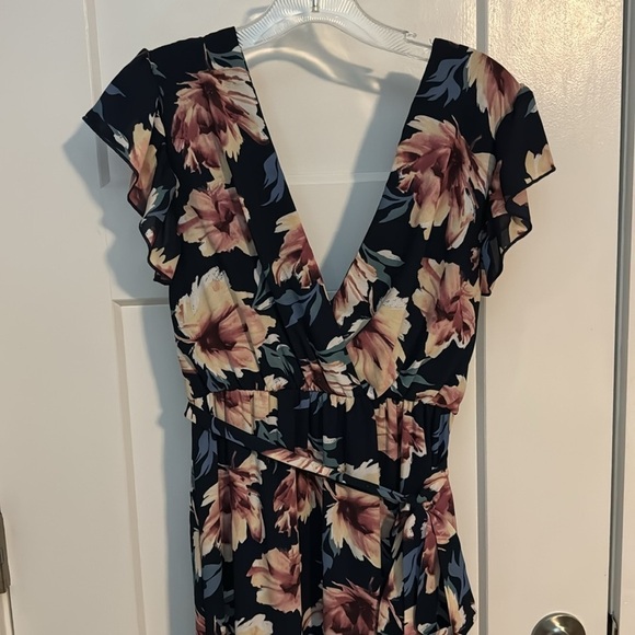Navy floral dress​​​​​​ - Picture 2 of 3